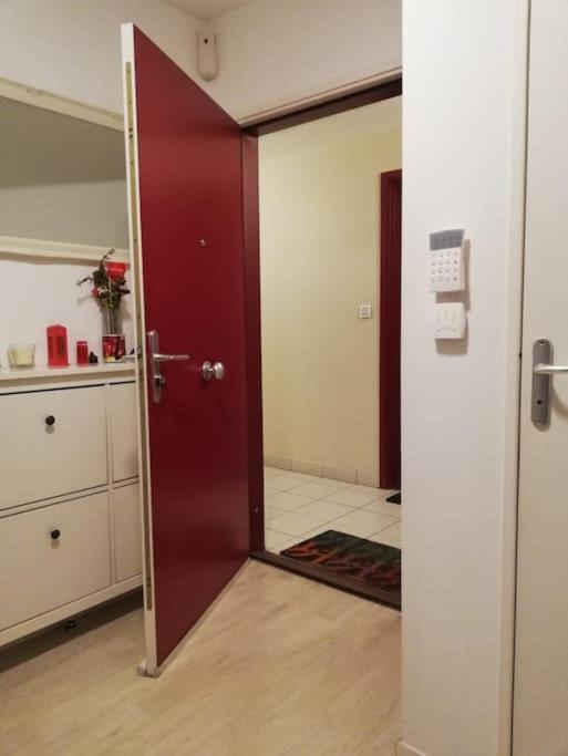 Joli Appartement Avec Jardin Et 2 Parkings Prives Argenteuil Exterior foto